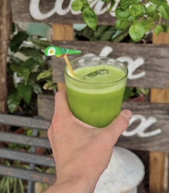 Suco verde natural